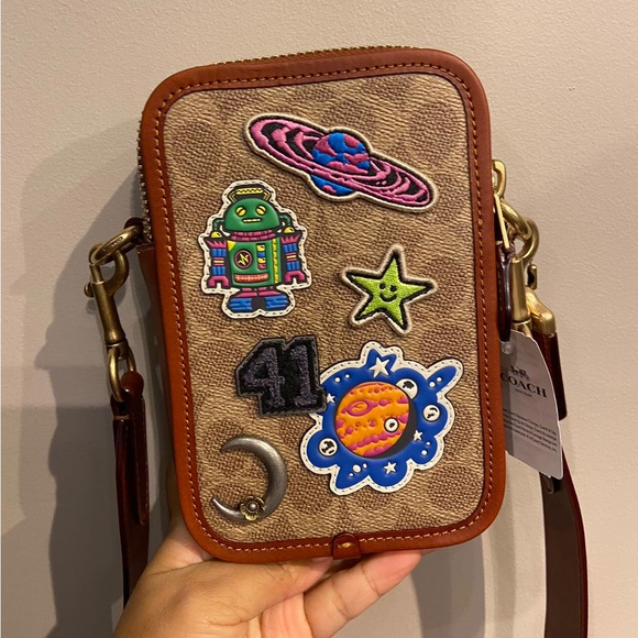 Coach Tan Rogue Crossbody 12 In Signature Canvas With Patches #CD681 - Picture 2 of 10